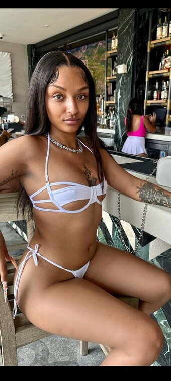 DayWithAsh / Ashley Bautista / missyoungash Nude Leaks OnlyFans Photo 9