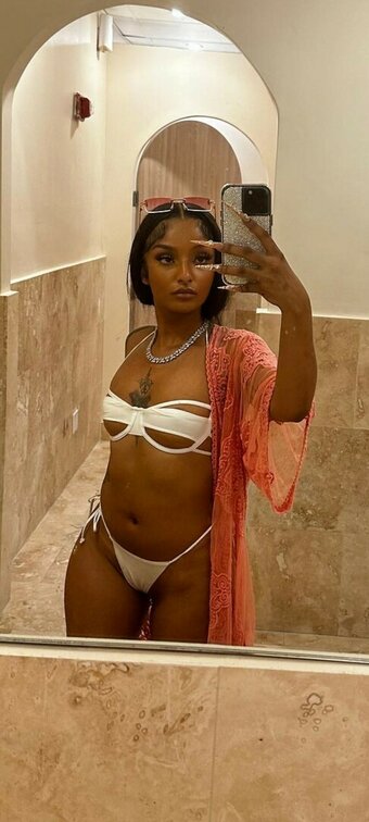 DayWithAsh / Ashley Bautista / missyoungash Nude Leaks OnlyFans Photo 10