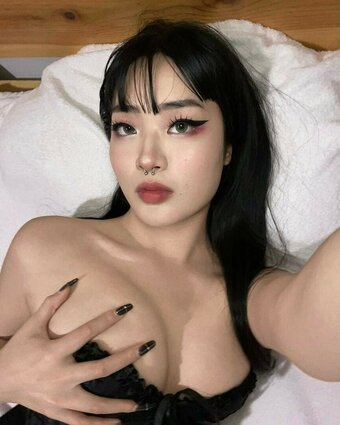 Dazylemon / daisyleeloren Nude Leaks OnlyFans Photo 2