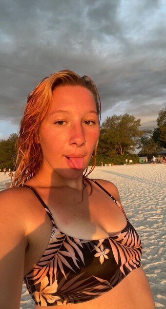 Dbabyy02 / dy.babyy Nude Leaks Photo 10