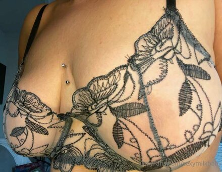 Dea Bibi / sexymilkbaby Nude Leaks OnlyFans Photo 11