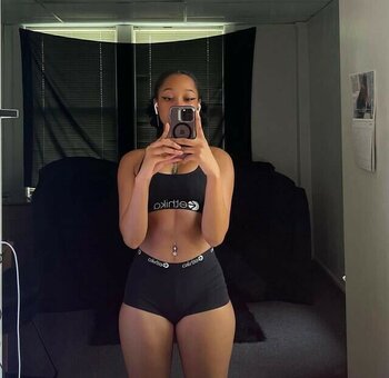 deadendmorgan / cyberbountyhunter2 / cybermorgan / deadendbunny / deadendcyber Nude Leaks Photo 1