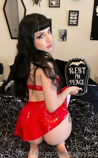 Deadgjrl / cemeterygirl Nude Leaks OnlyFans Photo 10