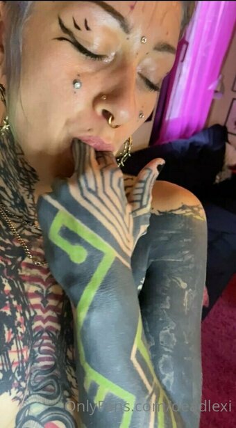 deadlexi Nude Leaks Photo 15