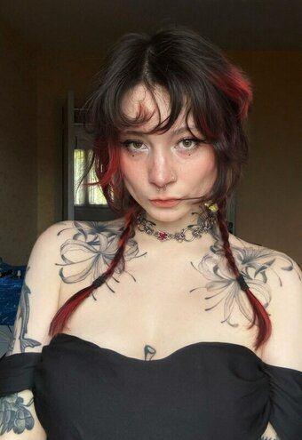 DeadMiette / https: Nude Leaks Photo 11