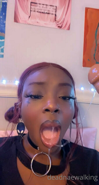 deadnaefree Nude Leaks Photo 2