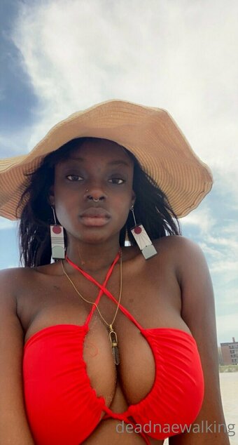 deadnaefree Nude Leaks Photo 5