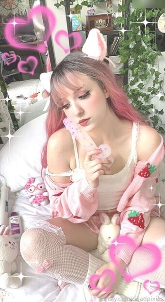 Deadpixieguts Nude Leaks Photo 28