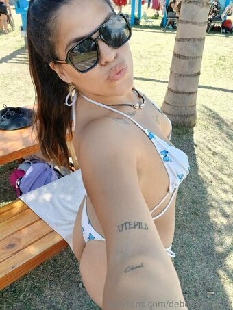 debofernandez Nude Leaks Photo 4