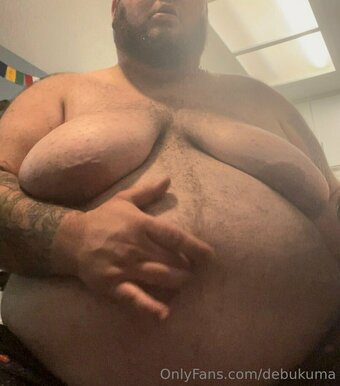 debukuma Nude Leaks Photo 20