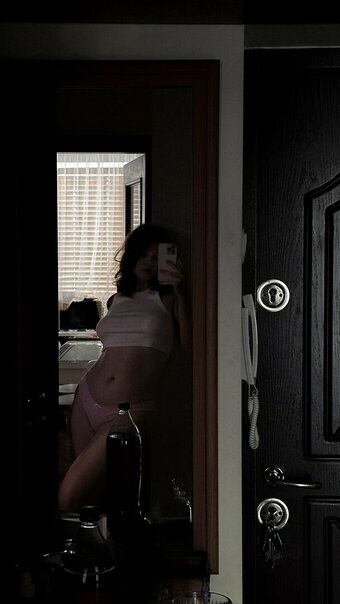 Deca_mo Nude Leaks Photo 14