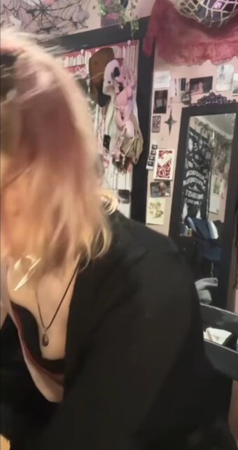 Decayingpeach / whotookdecayingpeach Nude Leaks OnlyFans Photo 2