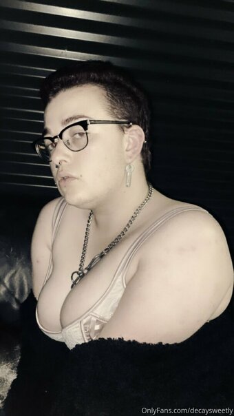 decaysweetly Nude Leaks Photo 4