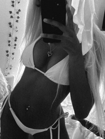 decembrsprincess / uamqires Nude Leaks Photo 26