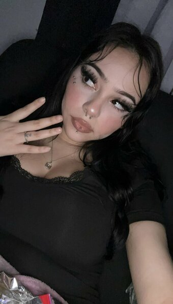 dedgrlcin Nude Leaks Photo 3