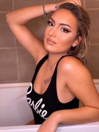 deeaxsharon / dinca_deea Nude Leaks OnlyFans Photo 2