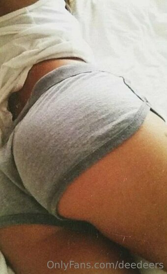 deedeers Nude Leaks Photo 21