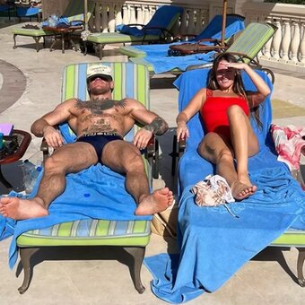 deedevlin Nude Leaks Photo 6