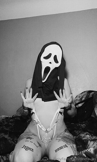 deefaults Nude Leaks Photo 13