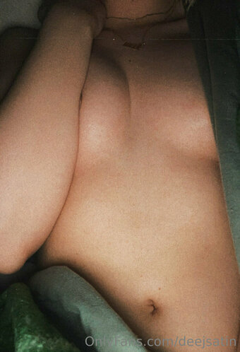 deejsatin Nude Leaks Photo 9