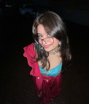 Deepanshi / deeeeepanshit Nude Leaks Photo 4