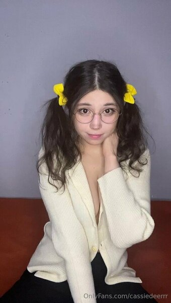 deercassieeee Nude Leaks Photo 22