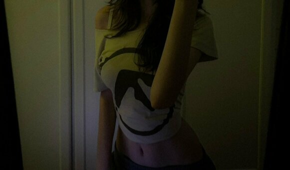 deerlibis Nude Leaks Photo 1