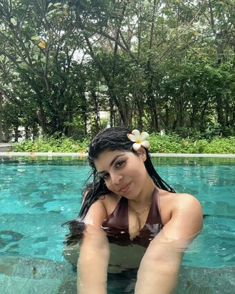 Deevaxo Nude Leaks Photo 23