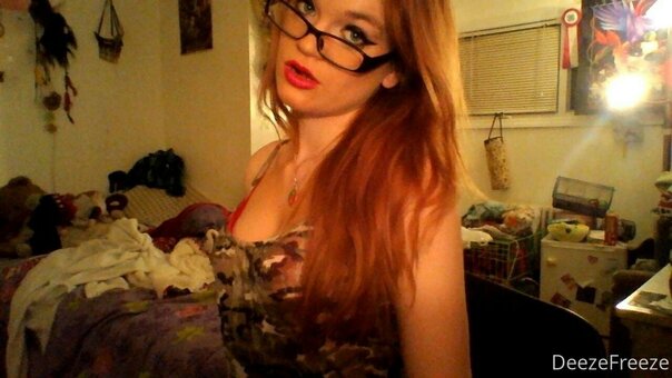 deezefreeze Nude Leaks Photo 1