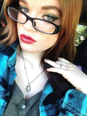 deezefreeze Nude Leaks Photo 3