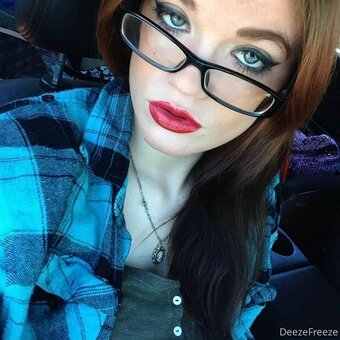 deezefreeze Nude Leaks Photo 7