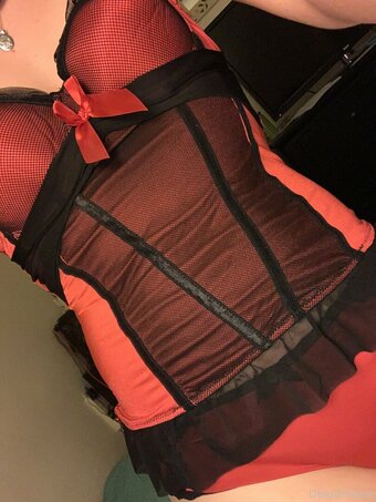 deezefreeze Nude Leaks Photo 22