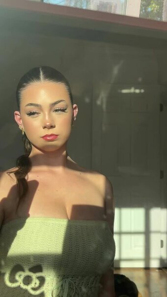 Deeznailss / popular Nude Leaks Photo 26