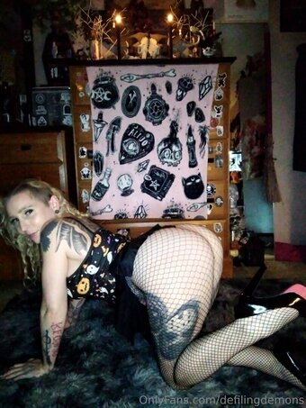 defilingdemons Nude Leaks Photo 2