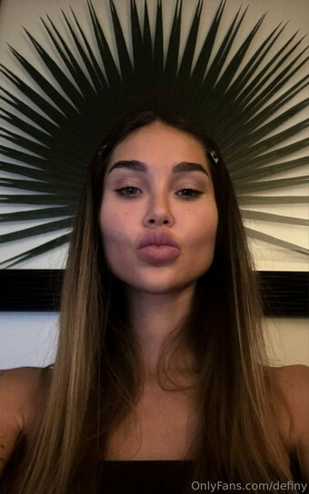 definy Nude Leaks Photo 12