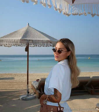 definy Nude Leaks Photo 18