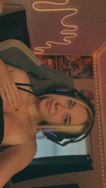 DefNotDes / Destiney / _defnotdes_ / https: Nude Leaks Photo 12