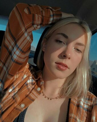 DefNotDes / Destiney / _defnotdes_ / https: Nude Leaks Photo 25