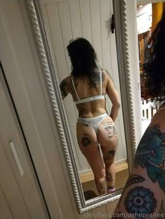 dehepsafree Nude Leaks Photo 7