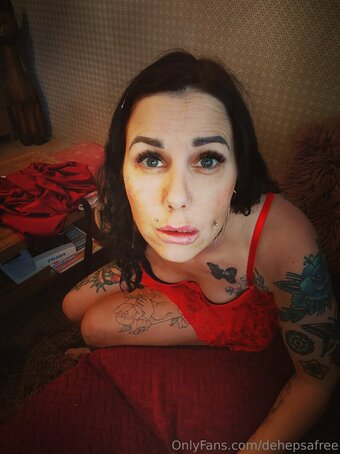 dehepsafree Nude Leaks Photo 15