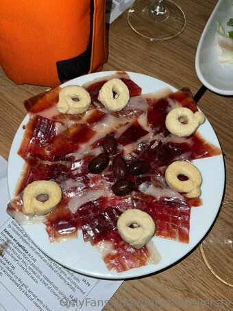 deliciousdanielleee Nude Leaks Photo 16