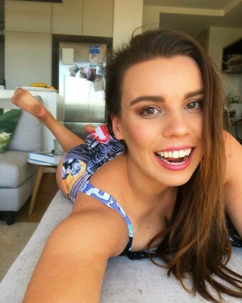 Deligracy Nude Leaks Photo 2