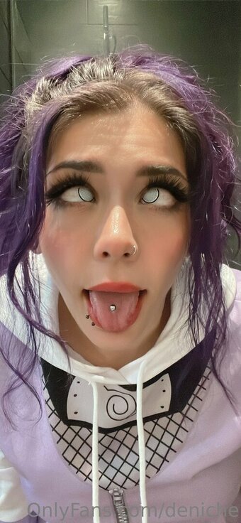 deniche Nude Leaks Photo 10