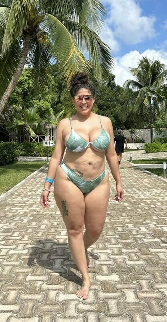 Denise Ramirez / denisermz_ / ramirez_denise16 Nude Leaks Photo 25