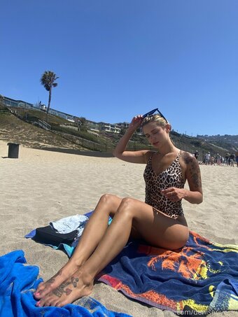 deniseriversx Nude Leaks Photo 18