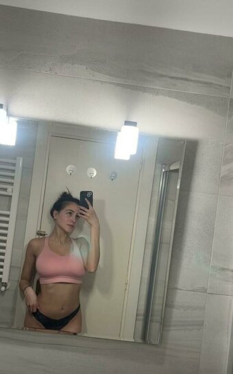 Derly Daniela Nude Leaks Photo 6