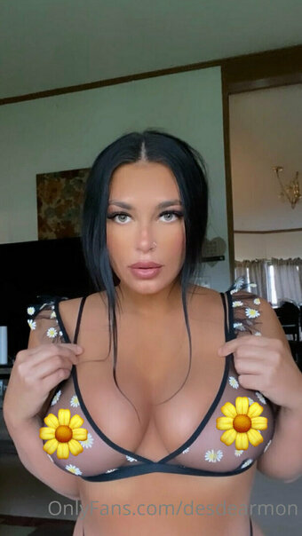 desdearmon / Destiny Dearmon Nude Leaks OnlyFans Photo 17