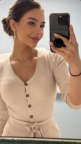 Desiree Elyda / DesireeXXX4U / desireexelydaa / https: Nude Leaks Photo 25