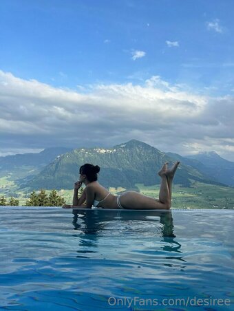 desiree / desiree_bunny / officialdesiree Nude Leaks OnlyFans Photo 23