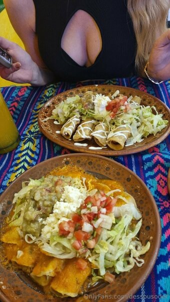 dessousoder Nude Leaks Photo 6